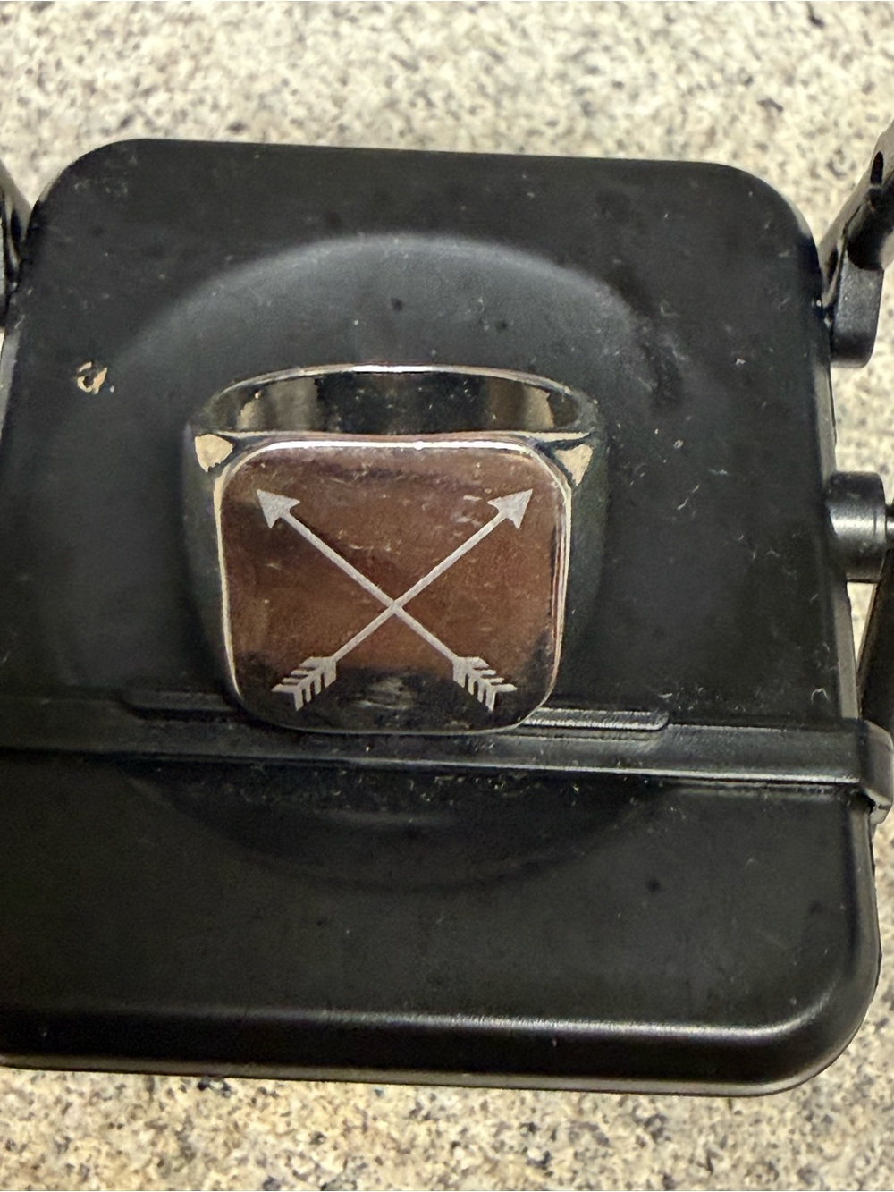 Men's Silver Tone Arrow Signet Ring - Brown Accent
